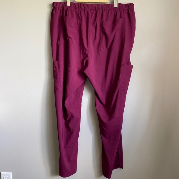 Koi Basics Women's Wine Cargo Scrub‎ Pants Size 2X Regular - Picture 5 of 15